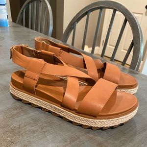 Sorel Sandals Size 8.5